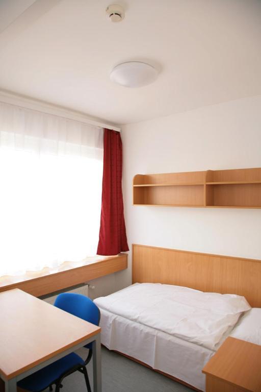 Imola Hostel Eger Room photo